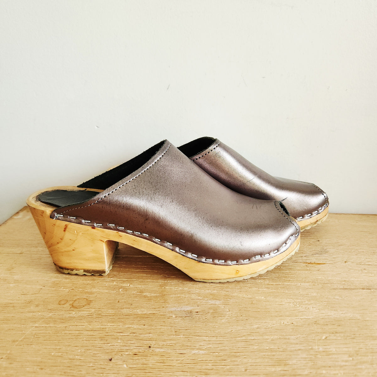 Vollsjö Metallic Peep Toe Clogs - size 38