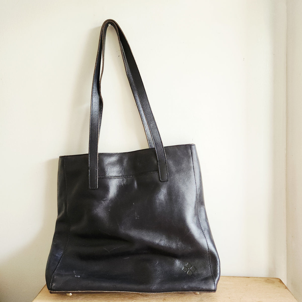 Patricia Nash Leather Zip Top Tote