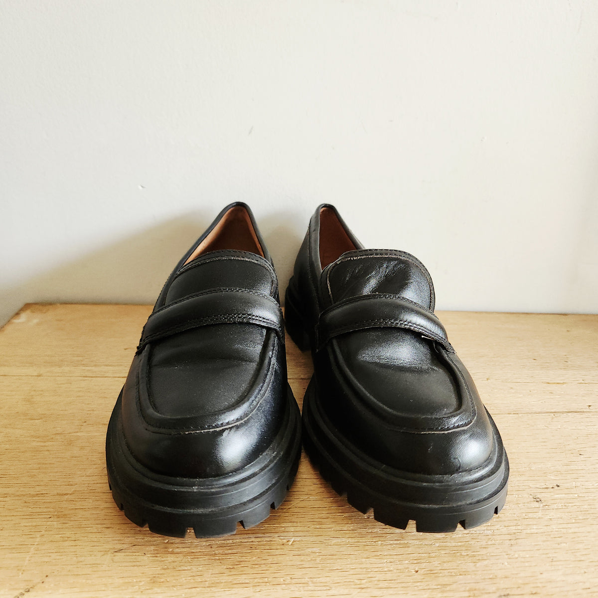 Madewell Black Lug Sole Loafers - size 9