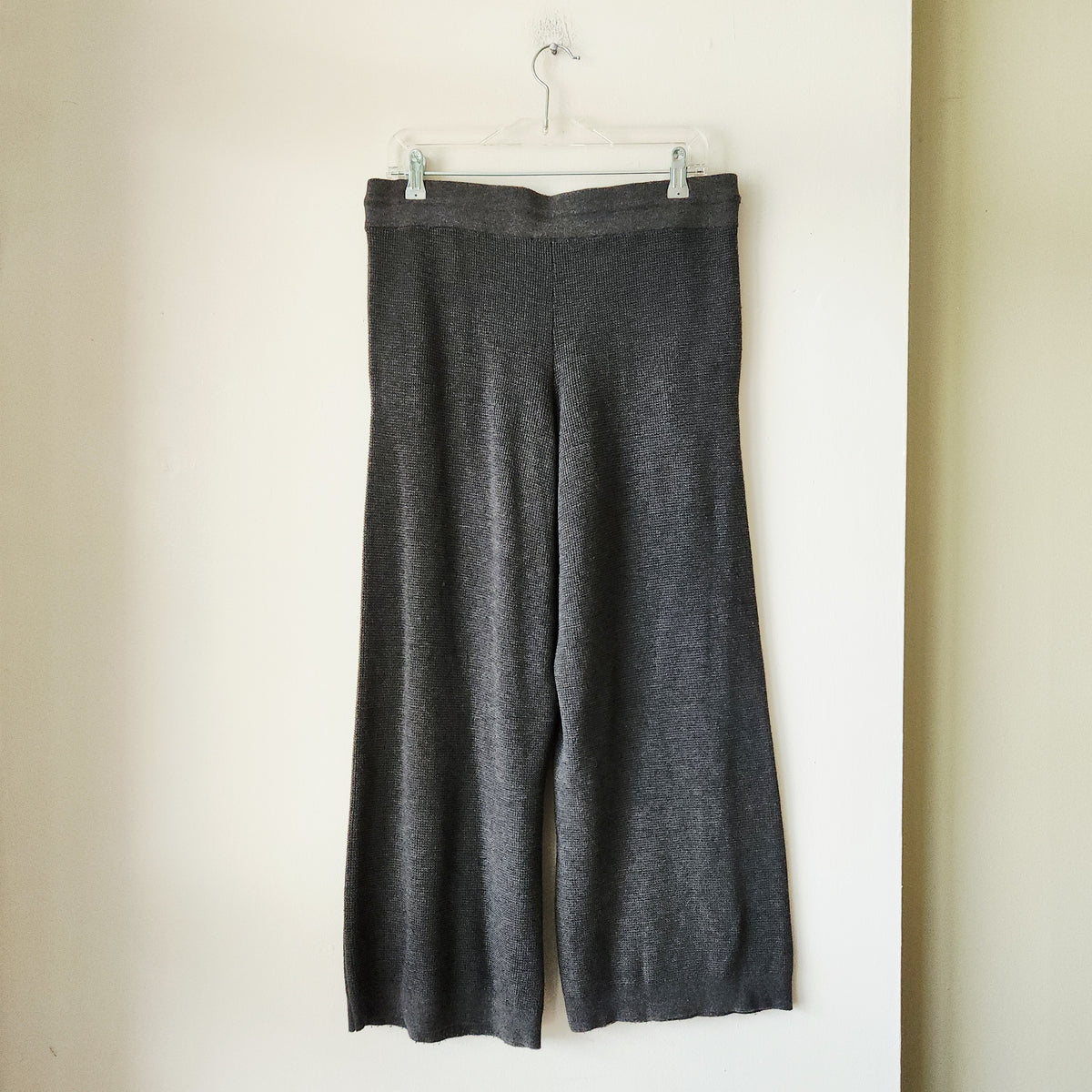 Very Vineyard Gray Waffle Drawstring Pants - S