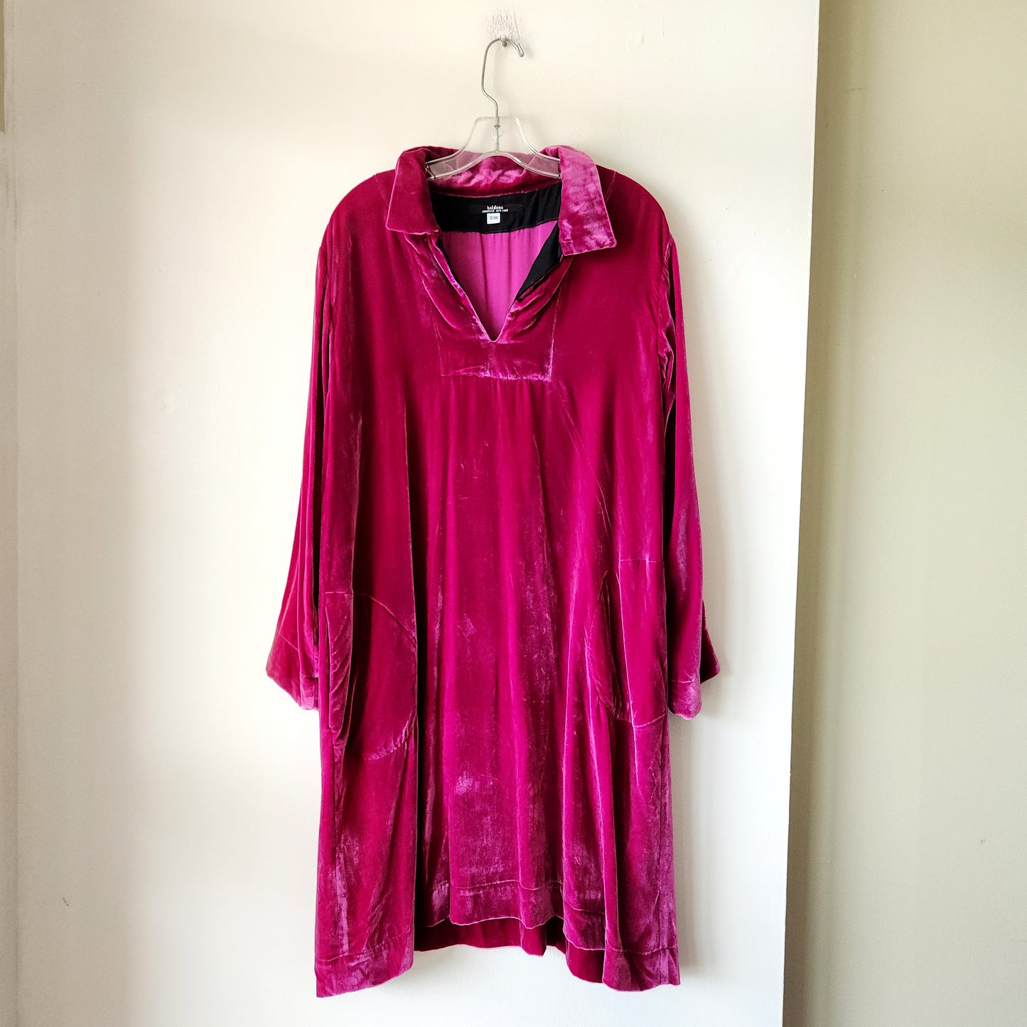 Haldora Magenta Velvet Dress with Collar - S/M