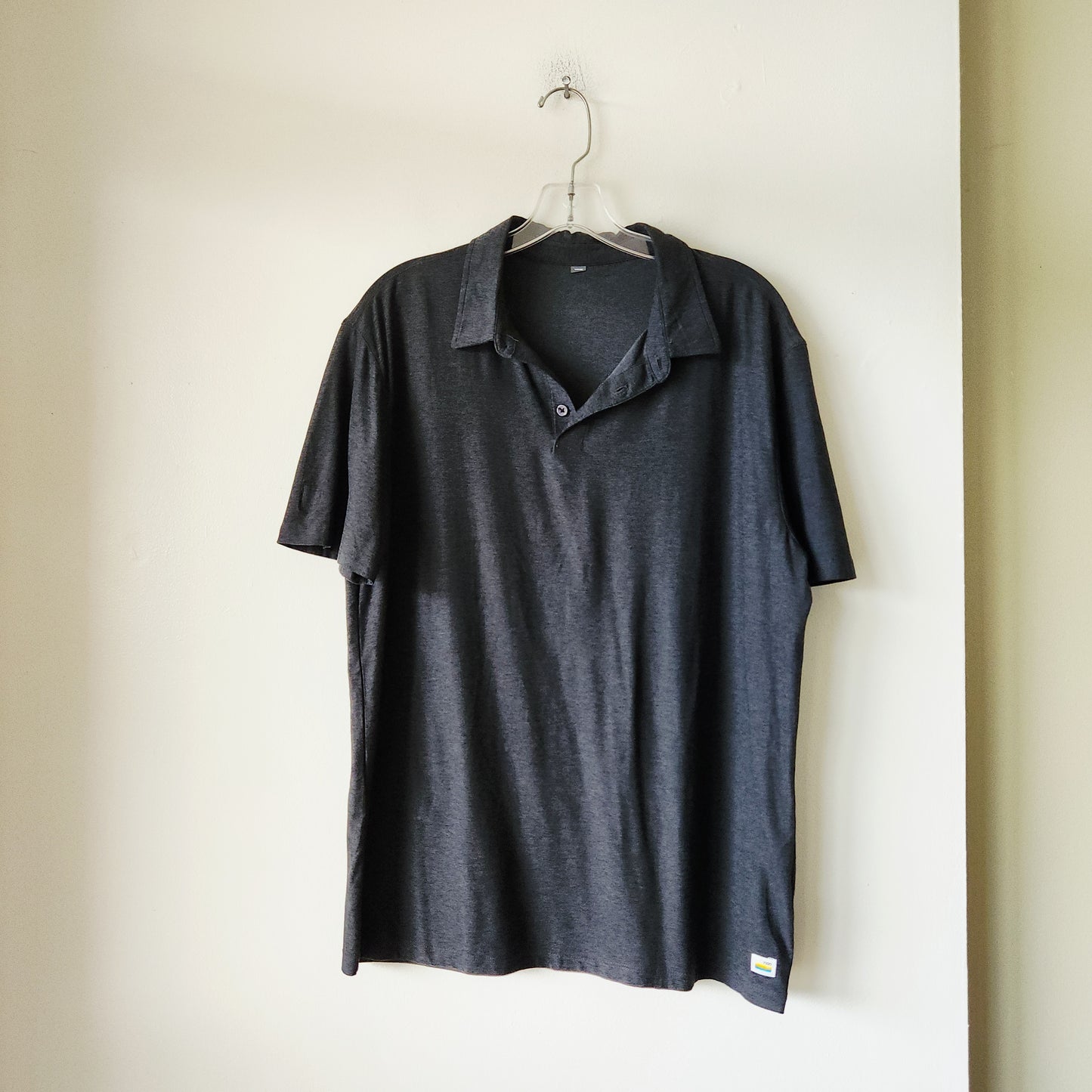 Vuori Charcoal Gray Polo - L