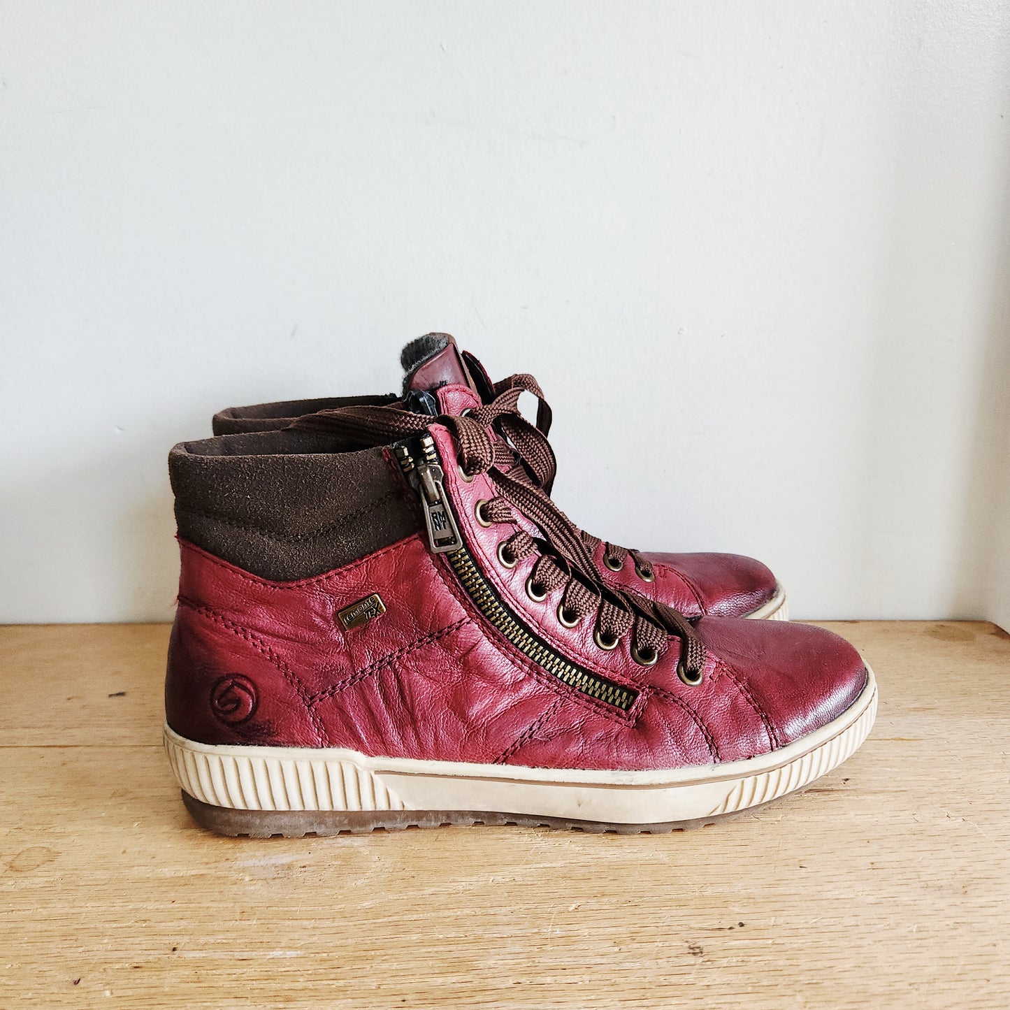 Remonte Tek Cozy Lined High Top Sneakers - size 38