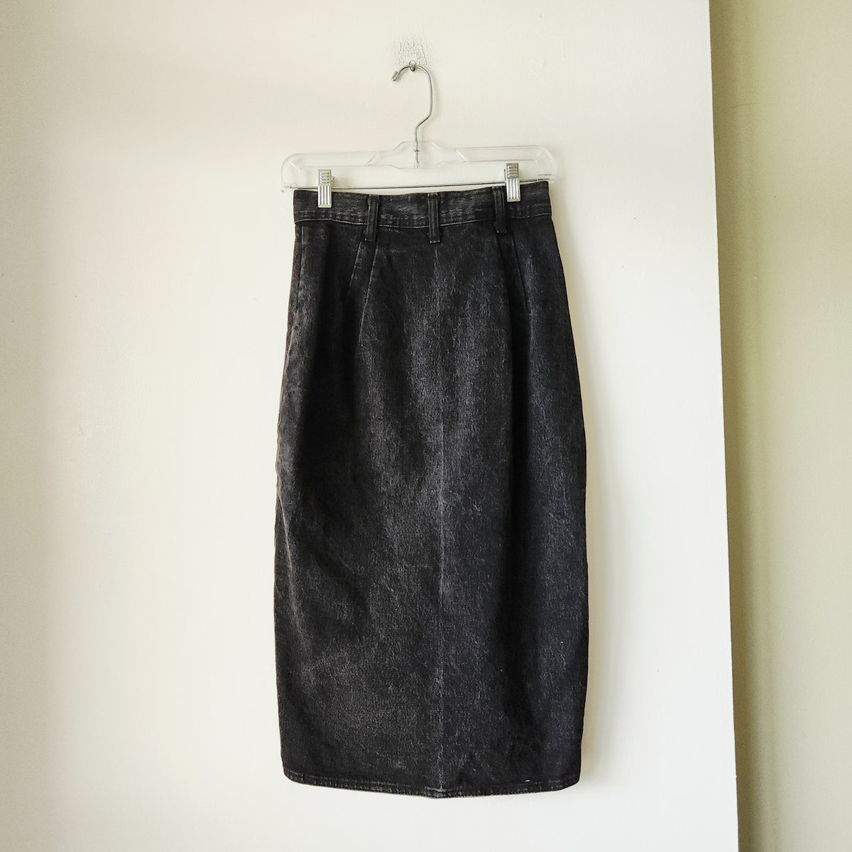Vintage Squeeze Black Denim Wrap Skirt - size 5