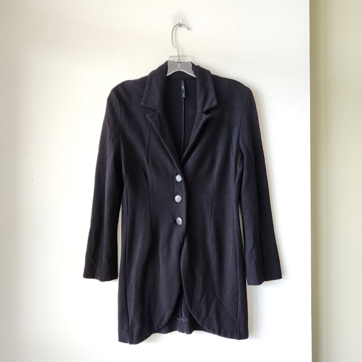 Porto Black 3 Button Jersey Blazer - size 4-6