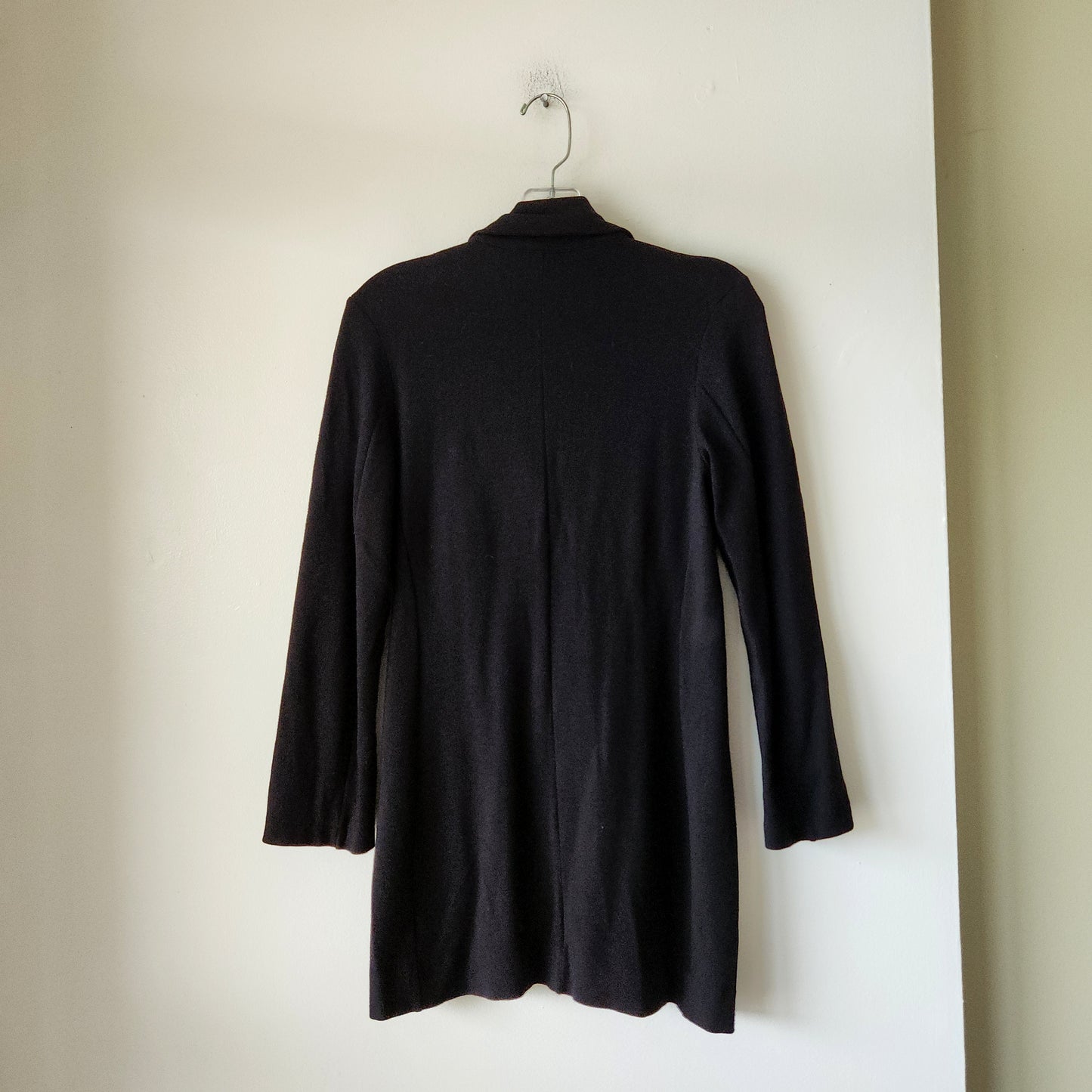 Porto Black 3 Button Jersey Blazer - size 4-6