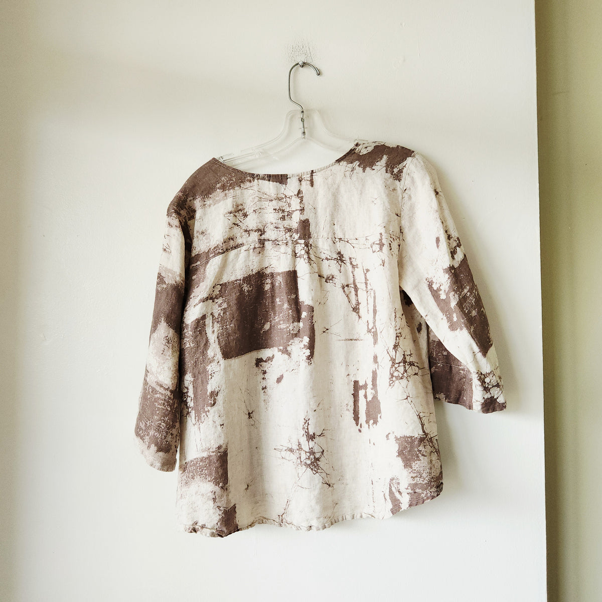 Habitat 100% Linen Abstract Motif Top with Buttons - S