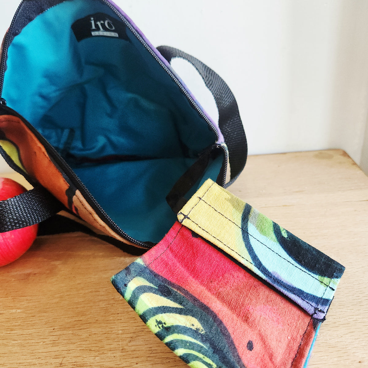 irô Designs Small Tote with Matching Change Purse