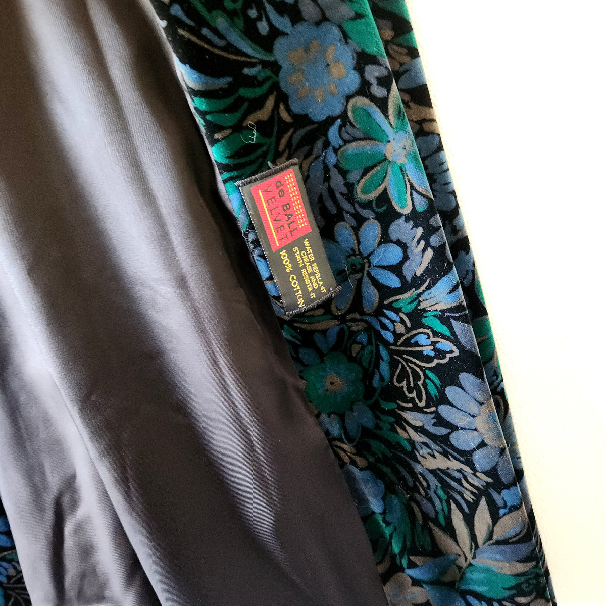Vintage Portait de Ball Velvet Open Coat - approx M