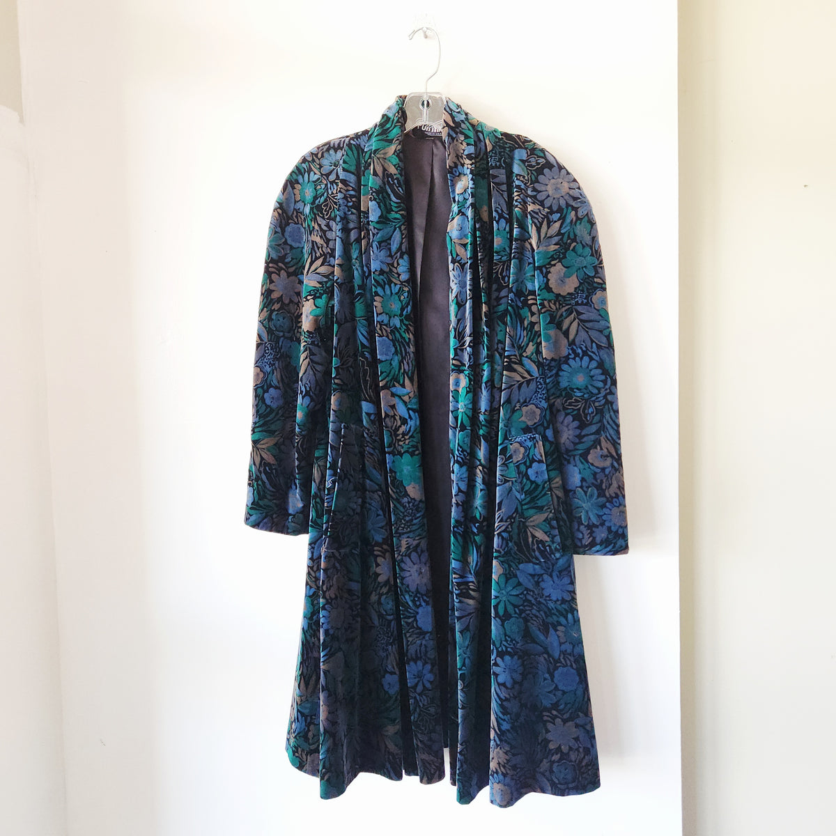 Vintage Portait de Ball Velvet Open Coat - approx M