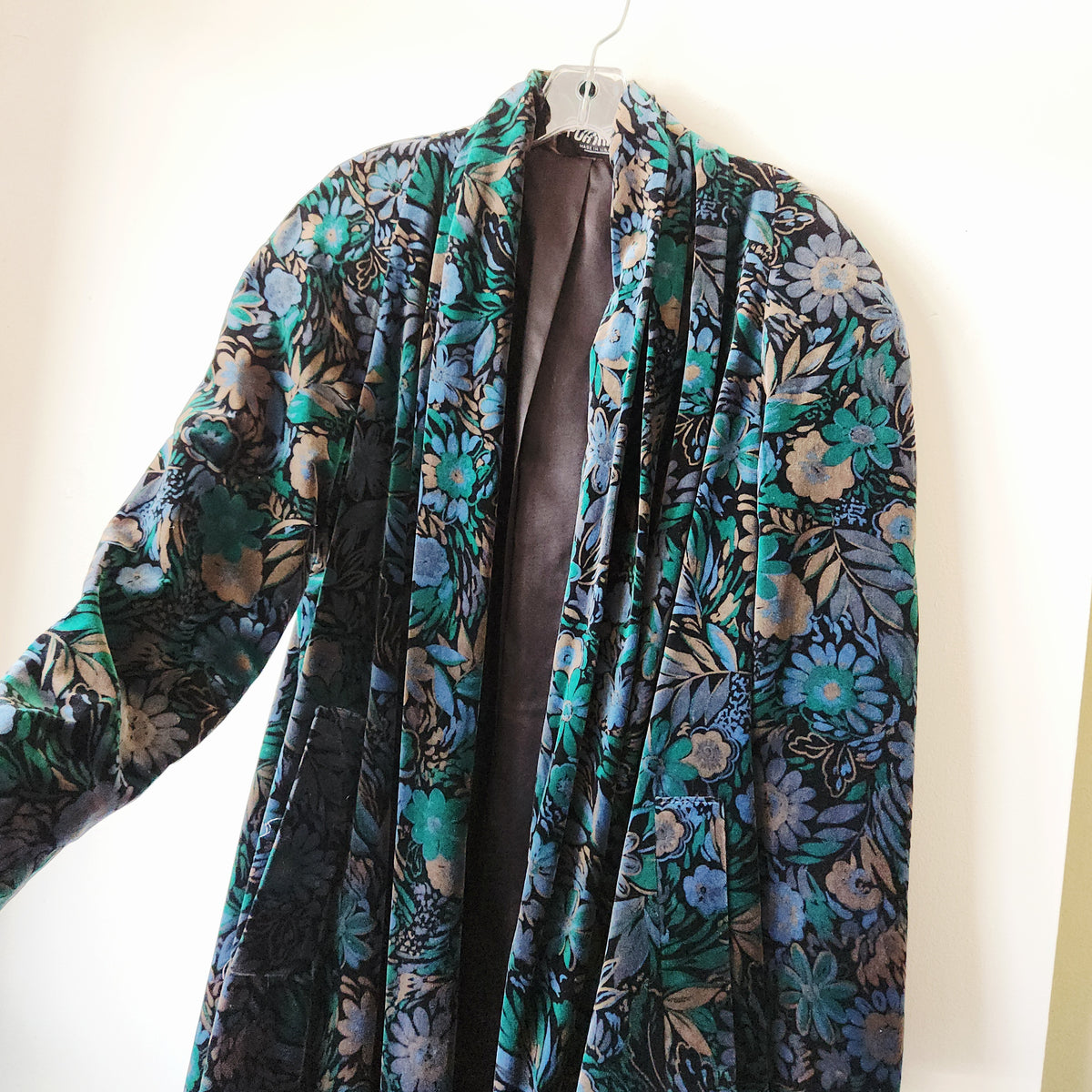 Vintage Portait de Ball Velvet Open Coat - approx M