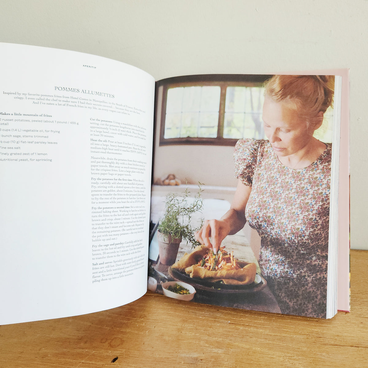 I Love You by Pamela Anderson: Recipes from the Heart