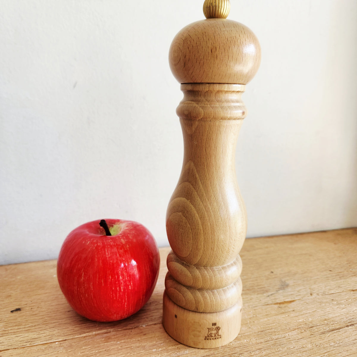 Peugeot Paris Pepper Mill 9" Natural Beech Wood