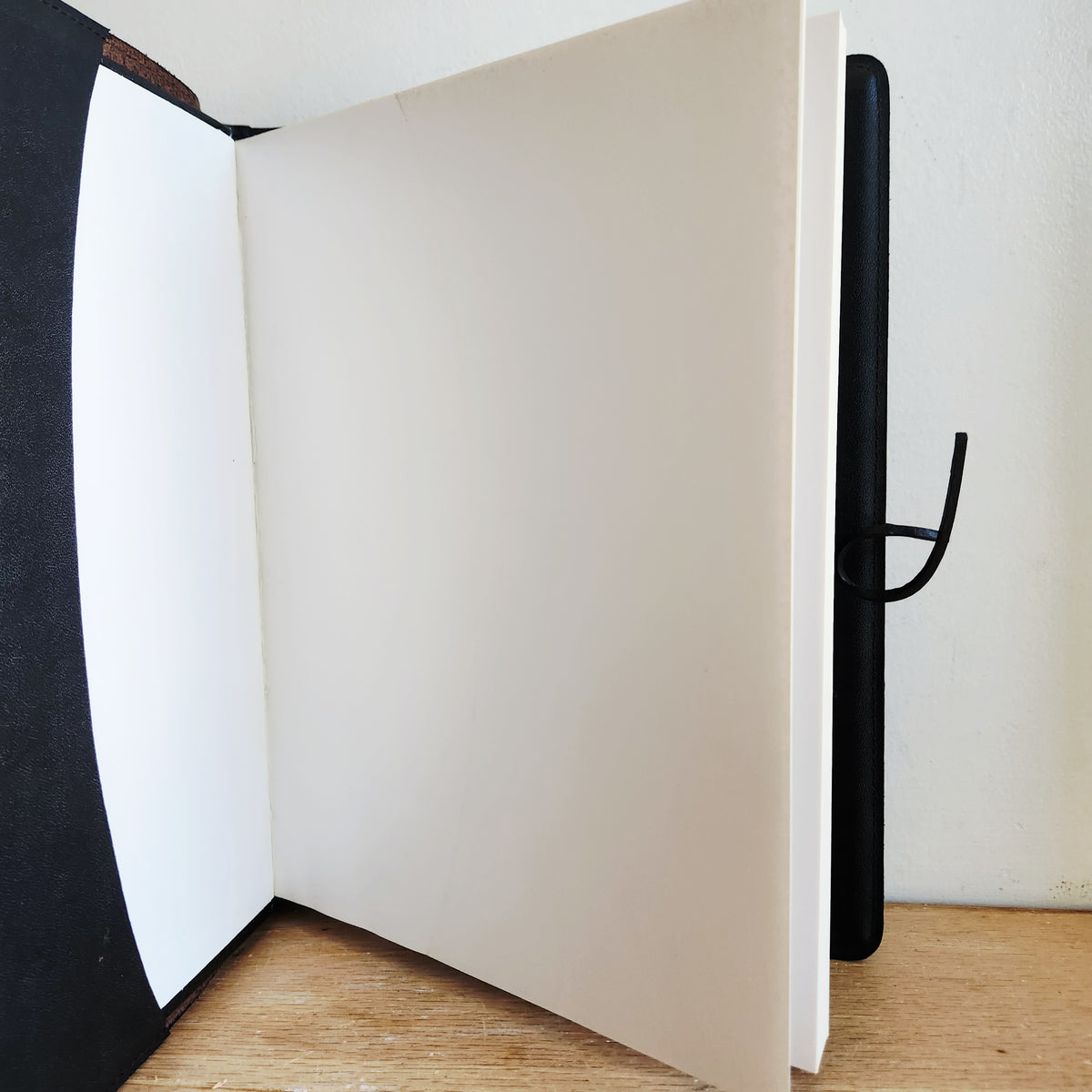 Oberon Design Genuine Leather Journal 8" x 12" Refillable
