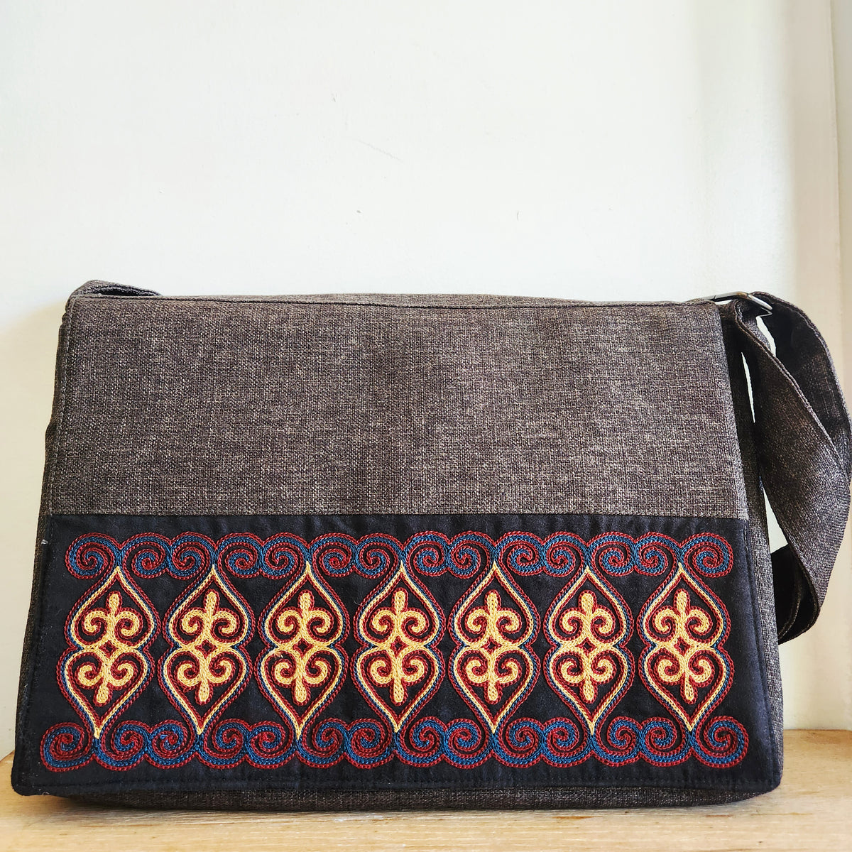Handmade Artisan Asylmura 13" Laptop bag Messenger bag NEW