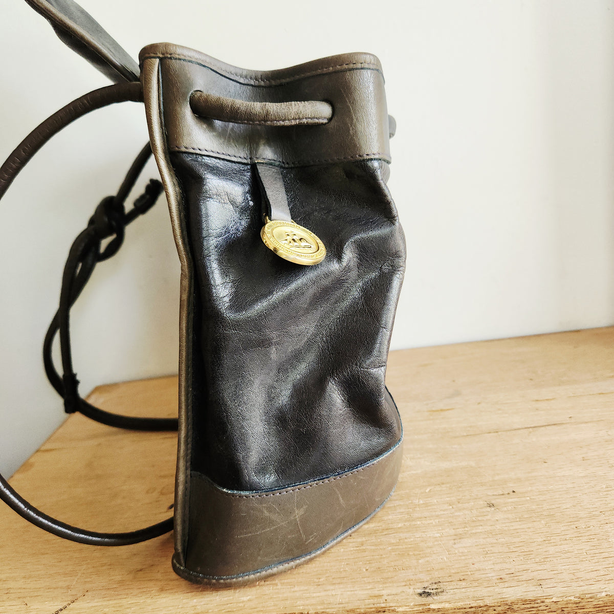 Vintage Brahmin Leather Drawstring Top Bag