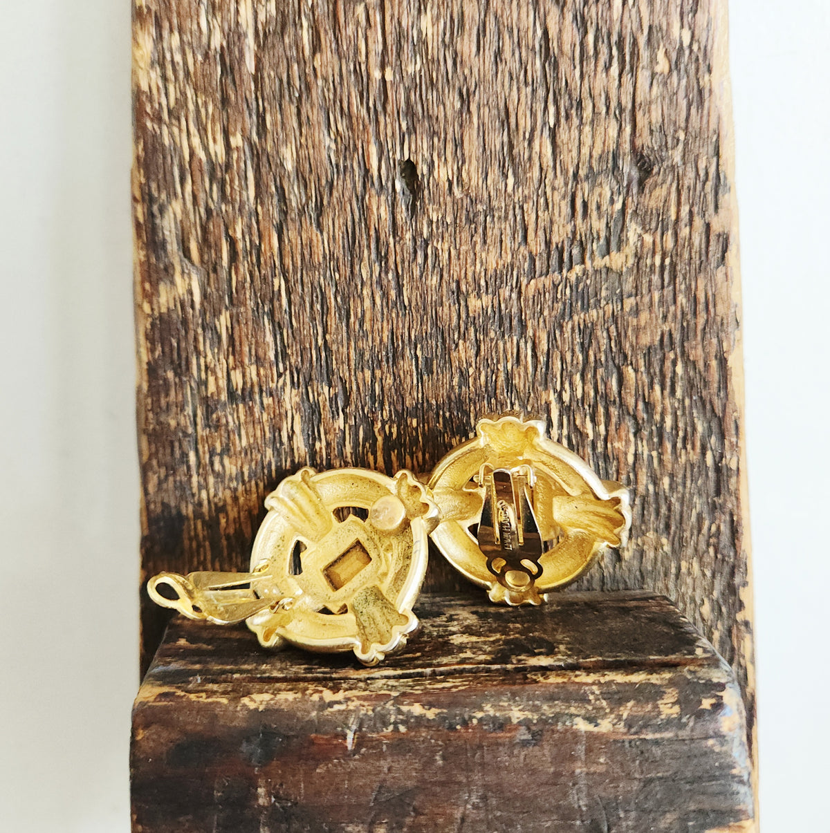 Edwin Pearl Oversized Statement Clip On Earrings