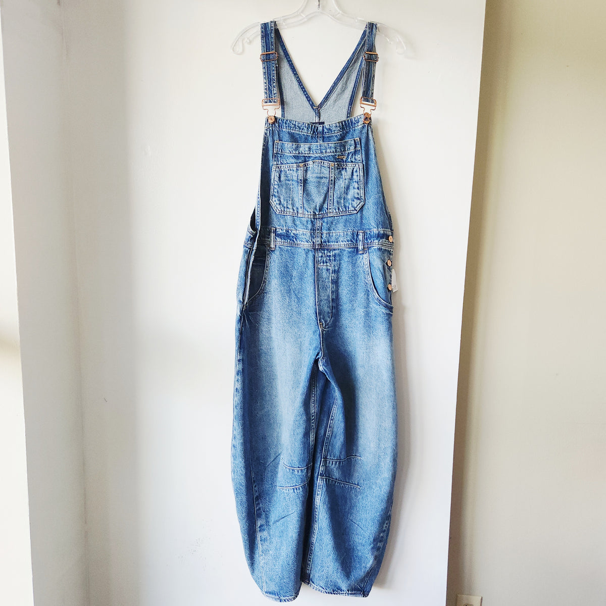 GAP Ultrasoft Denim Barrell Leg Overalls - M - New
