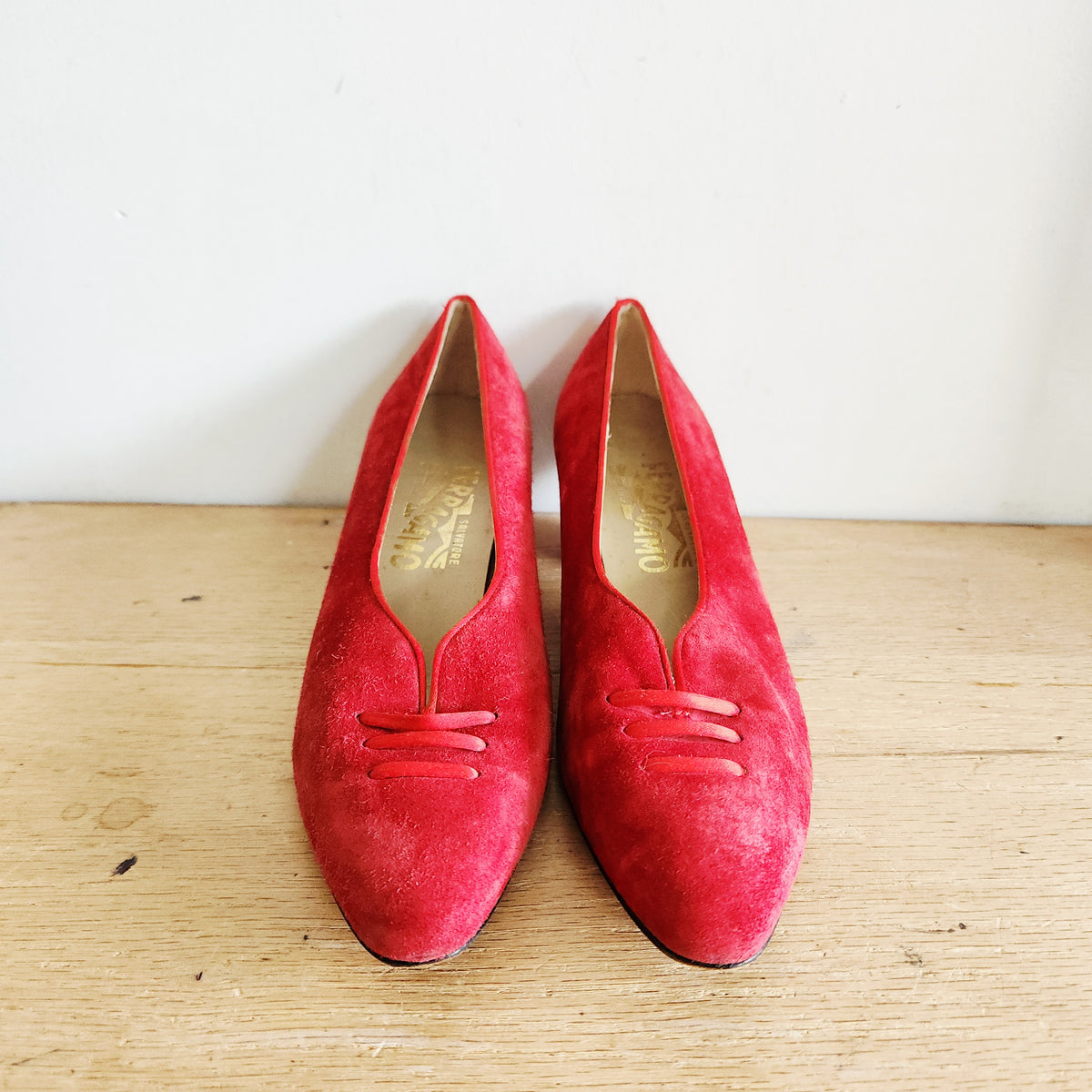 Vintage Ferragamo Red Suede Pumps - size 8AA