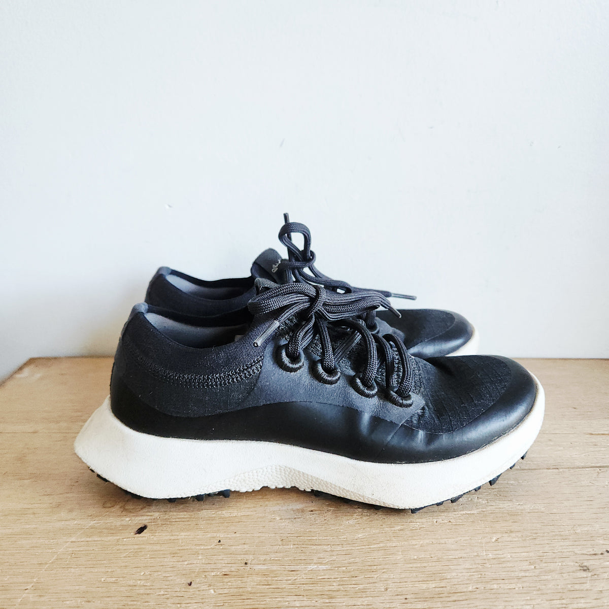 Allbirds Golf Dasher Sneakers - size 6