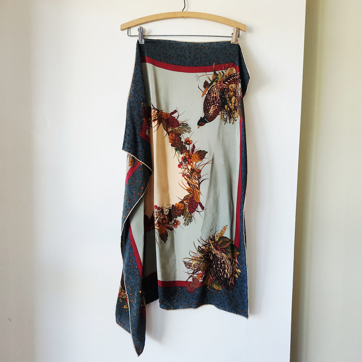 Vintage Rolled Edge Pheasants Scarf