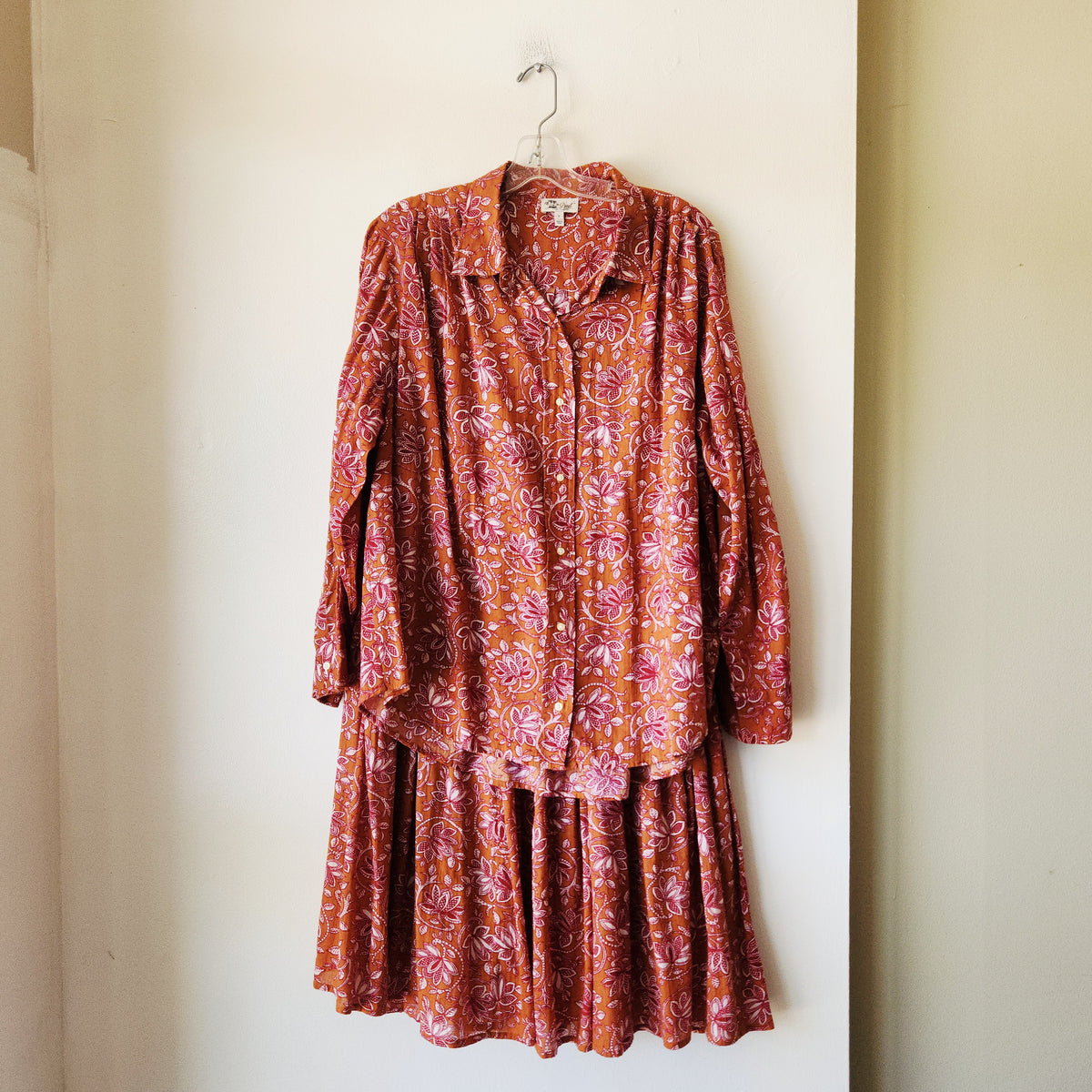 The Great 100% Cotton Flowy Button Up Shirt & Drawstring Skirt - L