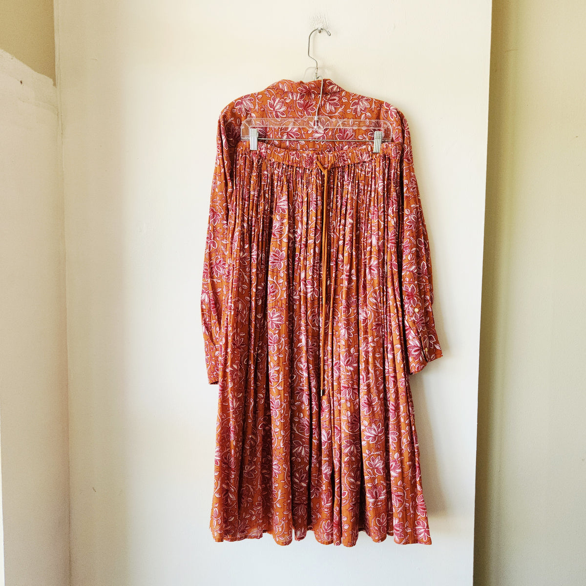 The Great 100% Cotton Flowy Button Up Shirt & Drawstring Skirt - L