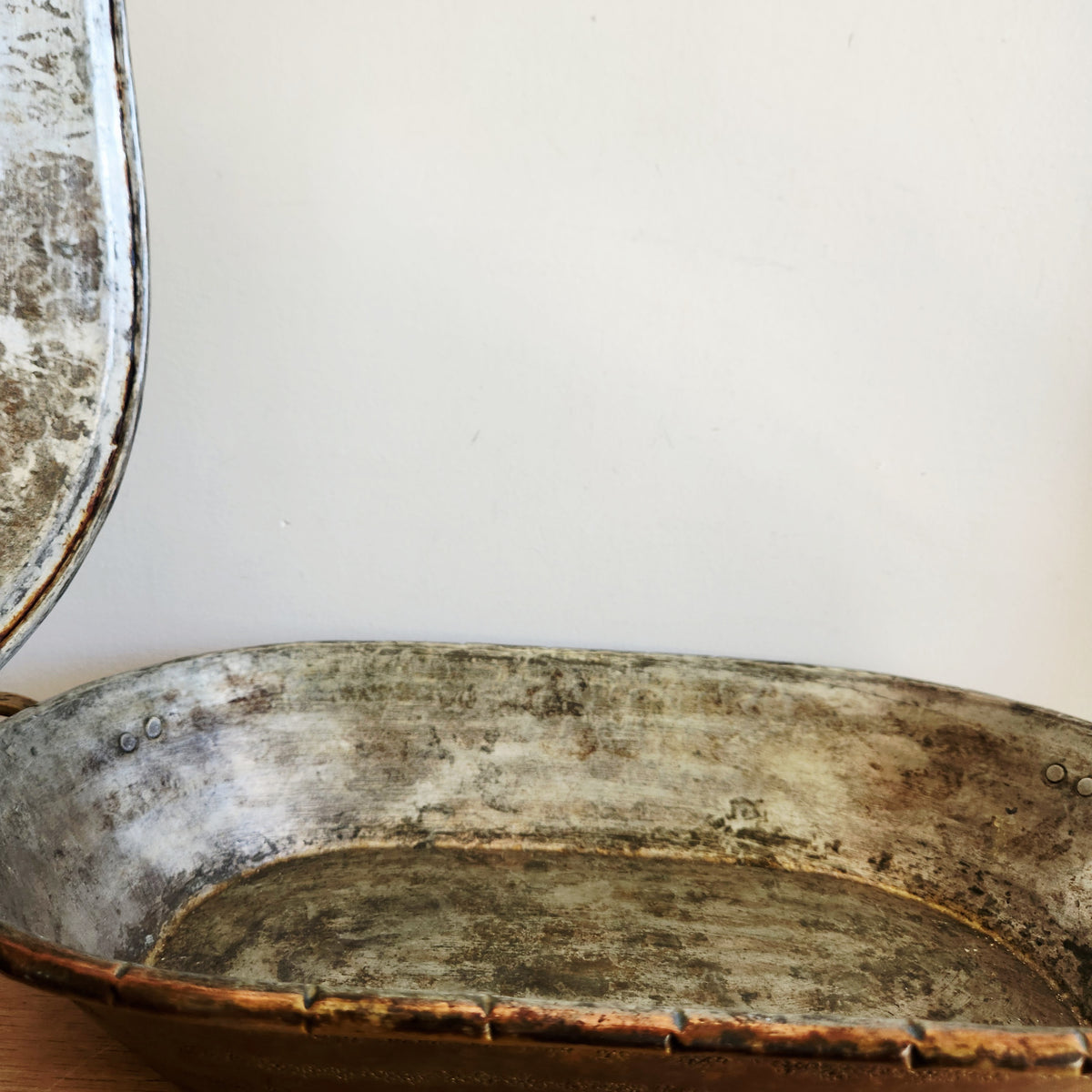 Hammered Copper Dish Platter with Cover 21"L