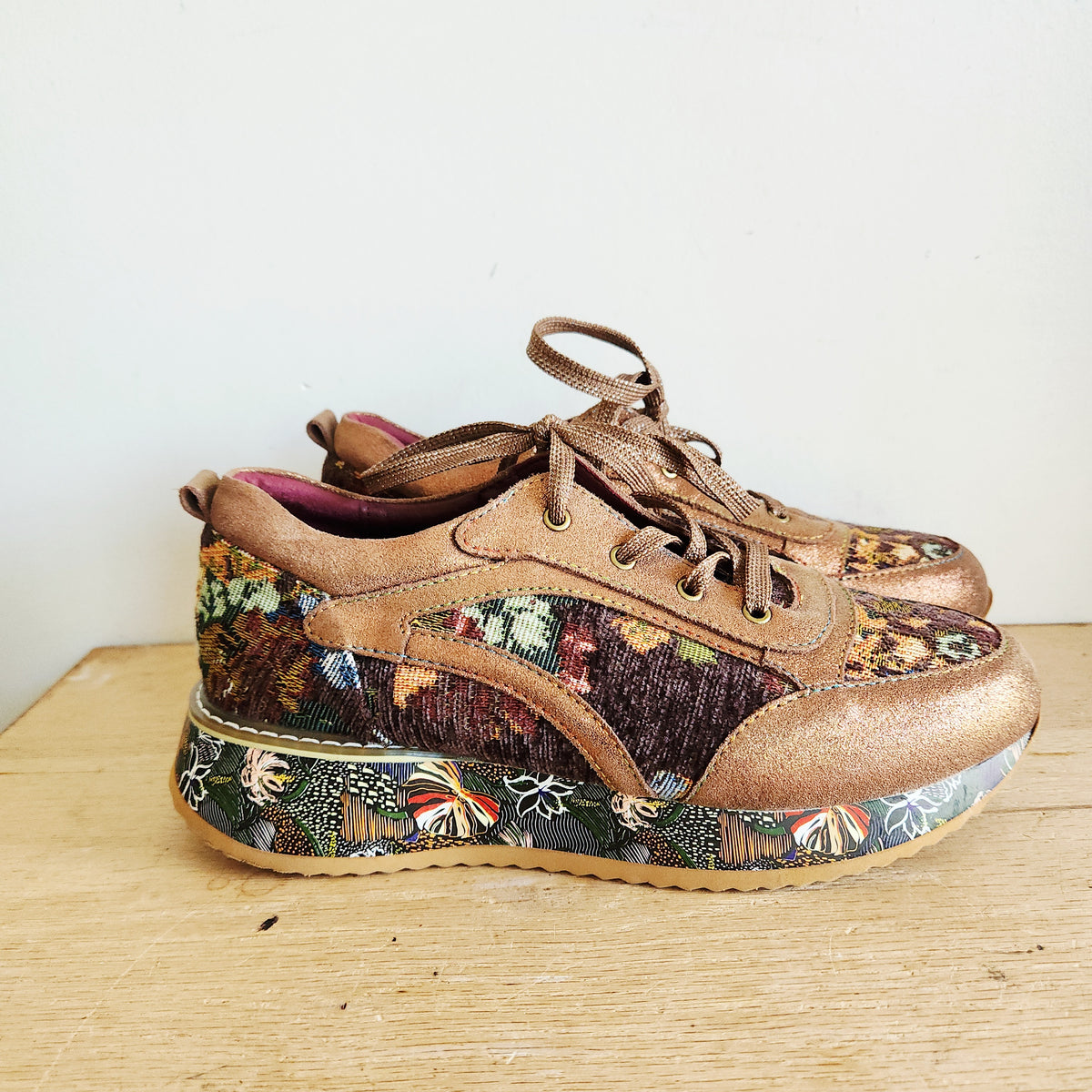 Spring Step L'Artiste Brocade Sneakers - size 41