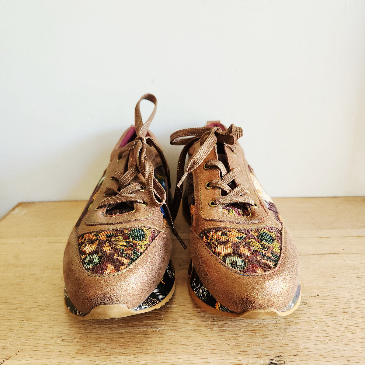 Spring Step L'Artiste Brocade Sneakers - size 41