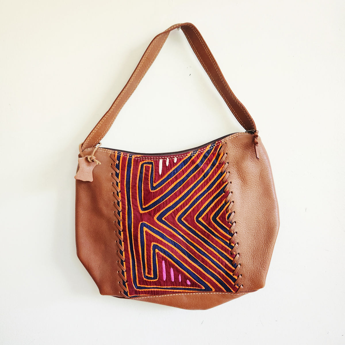 Boots 'N Bags Leather Bag with Applique - New
