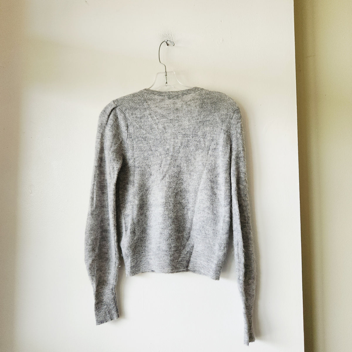 Madewell Alpaca Blend V-Neck Sweater with Slight Puff Sleeves - XS