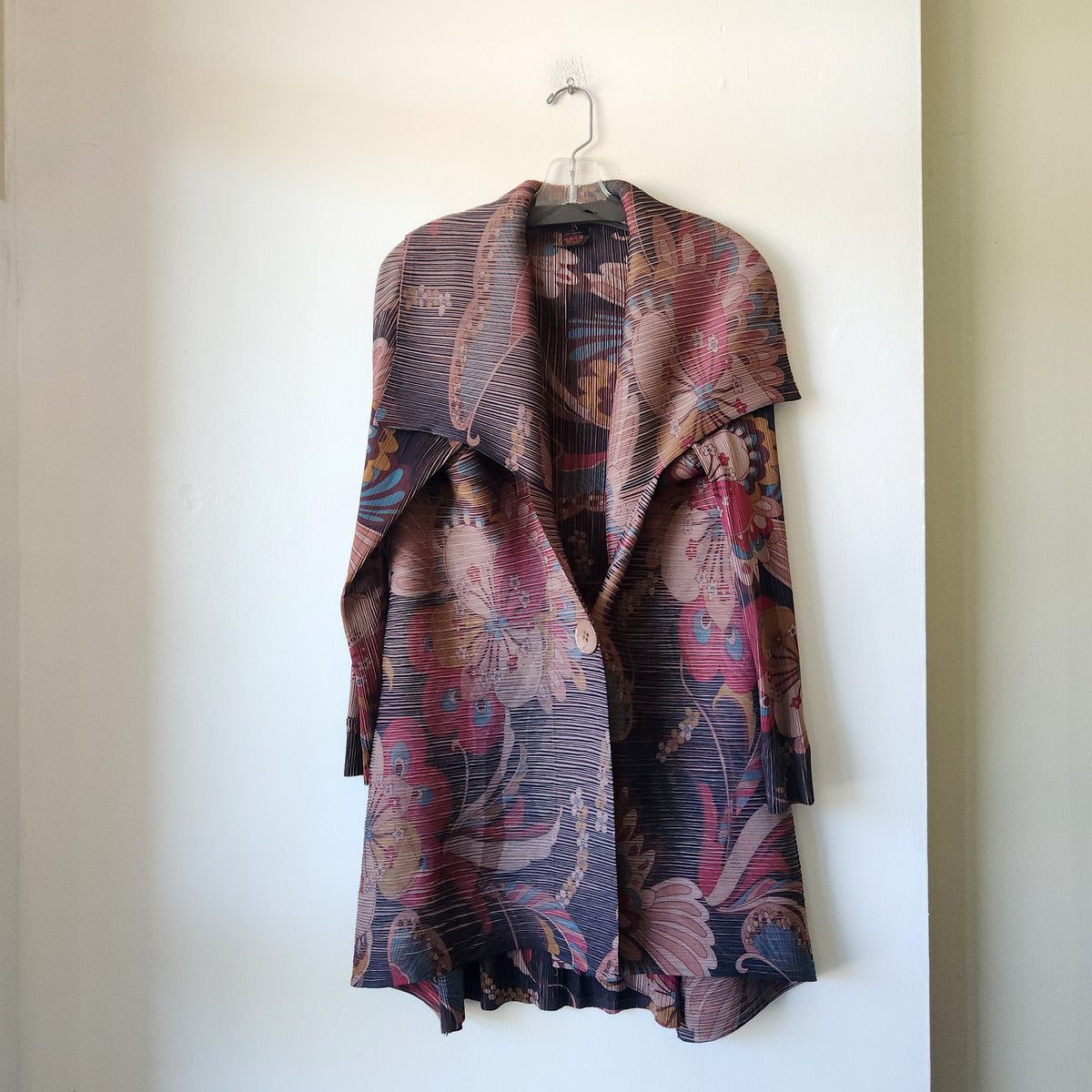 Pleats Collections by Pings Imports Loose Fit Jacket with Oversized Collar - XL