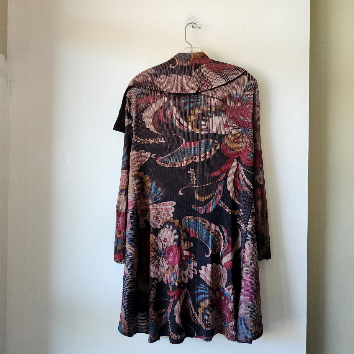 Pleats Collections by Pings Imports Loose Fit Jacket with Oversized Collar - XL