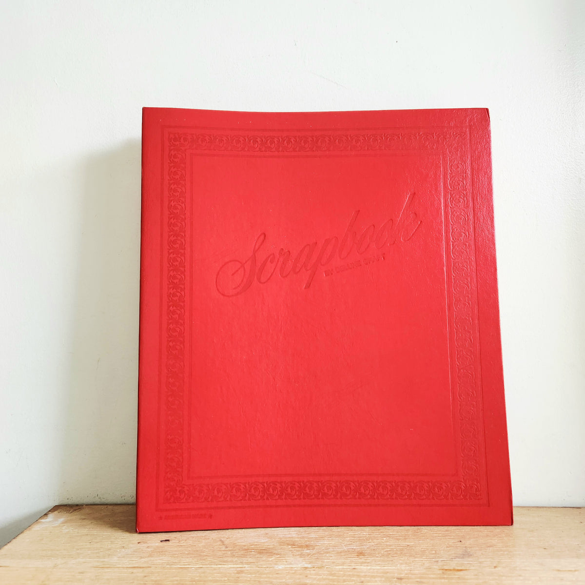 Vintage Deluxe Red Scrapbook 12" x 14"