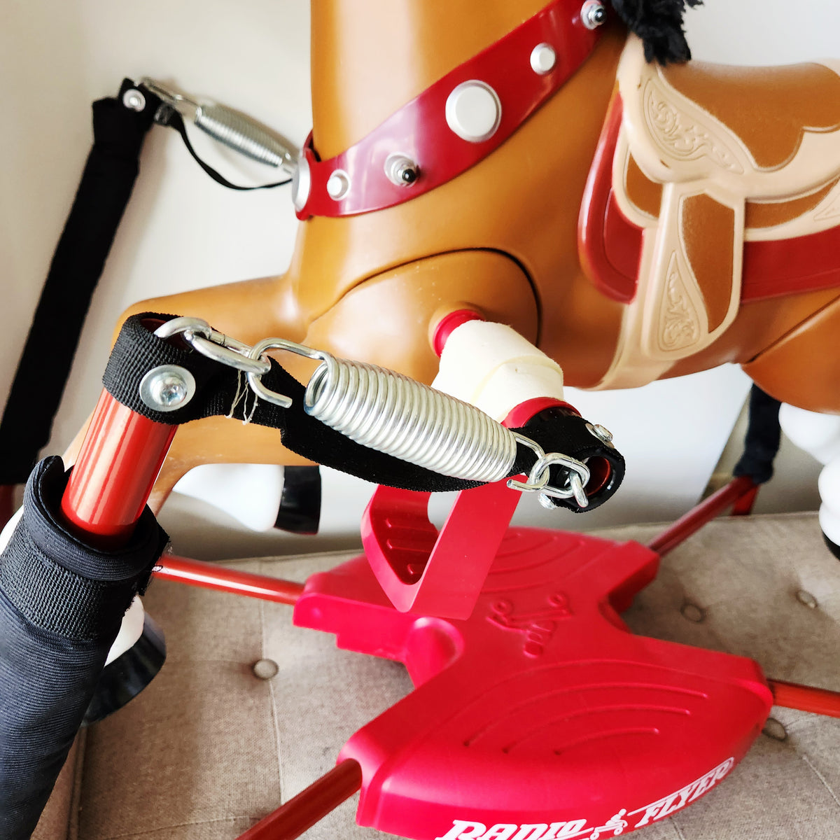 Radio Flyer Battery Operated Interactive Riding Horse Age 2-6