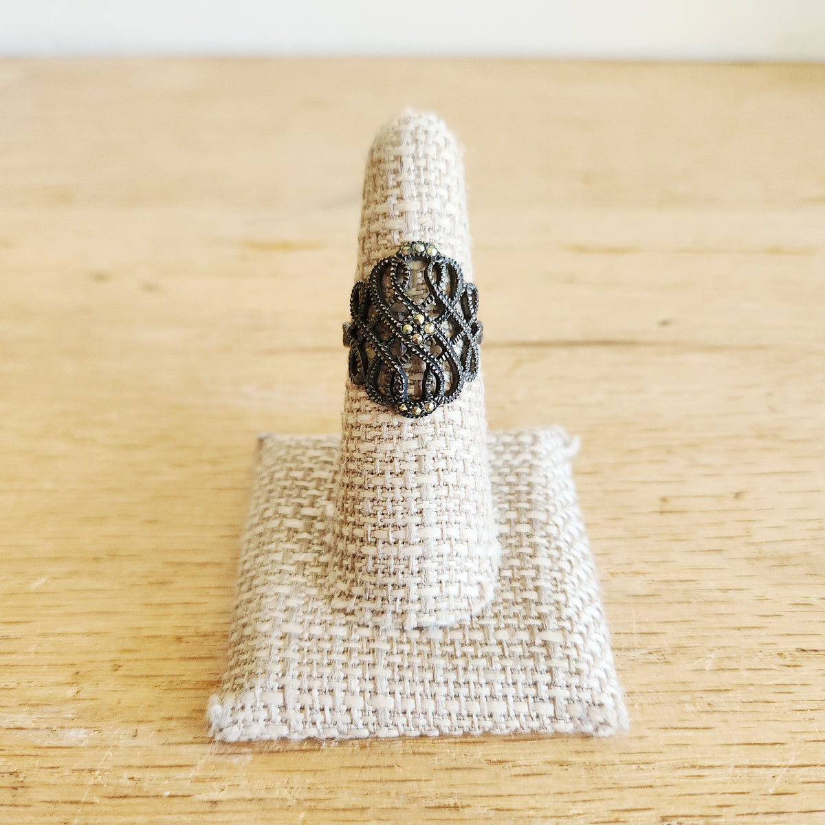 Sterling Silver Scroll Work Ring - size 7