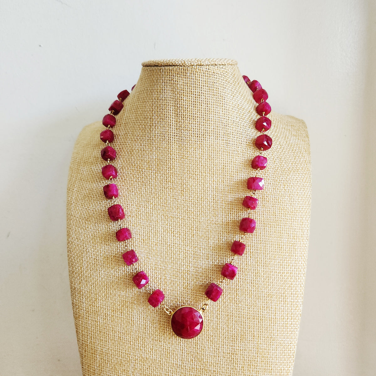 Magenta Faceted Necklace