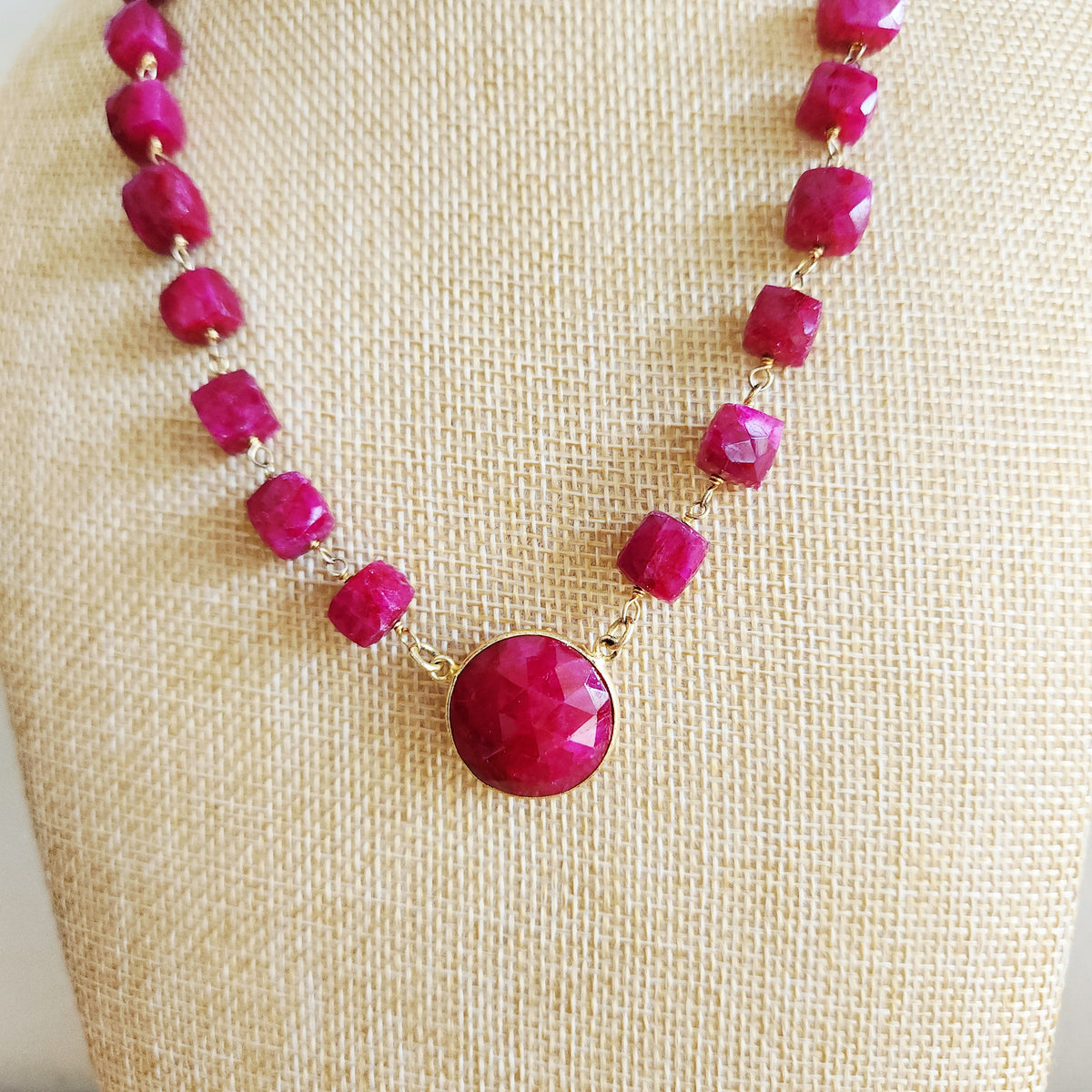 Magenta Faceted Necklace