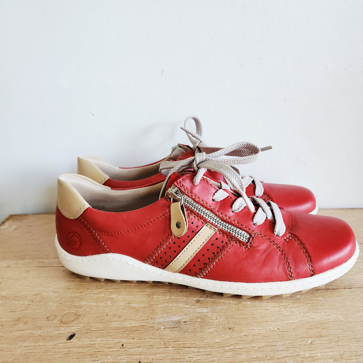 Remonte Soft Leather Red Sneakers - size 8