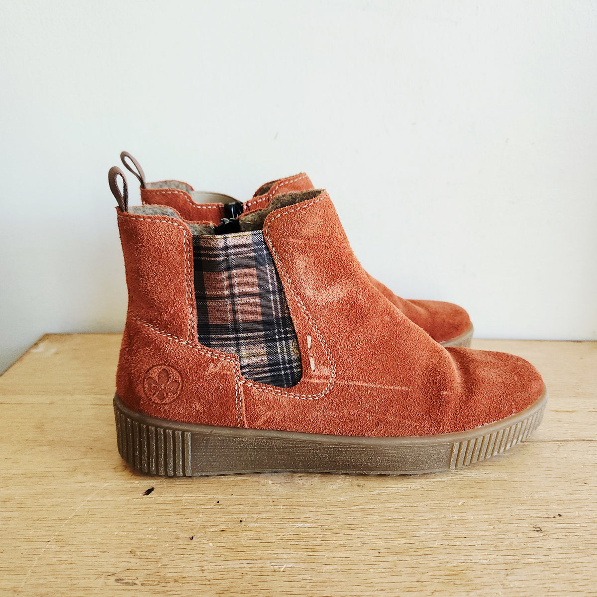 Reiker Cozy Lined Ankle Boots - size 39