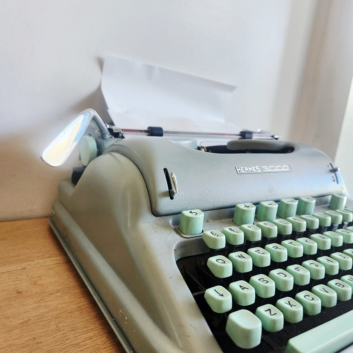 Vintage 1960's Hermes 3000 Pailard Portable Mechanical Typewriter Switzerland w Case