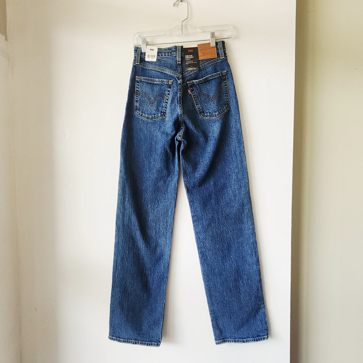 Levi's Ribcage Straight Ankle Jeans with Buttons Fly - size 25 x 31 - New