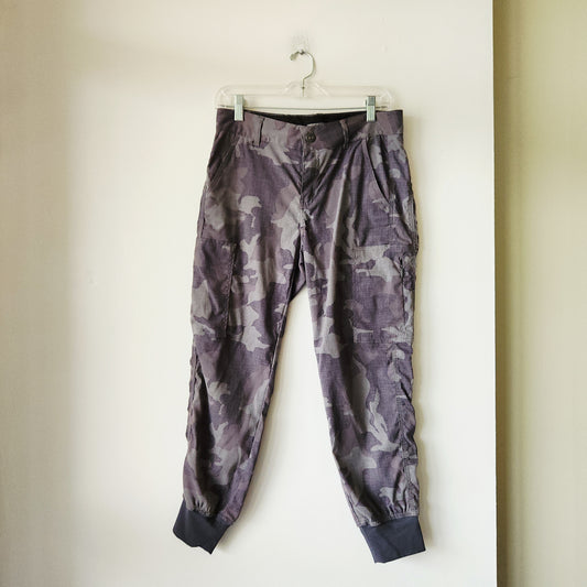 Prana Camo Jogger Style Pants - size 6
