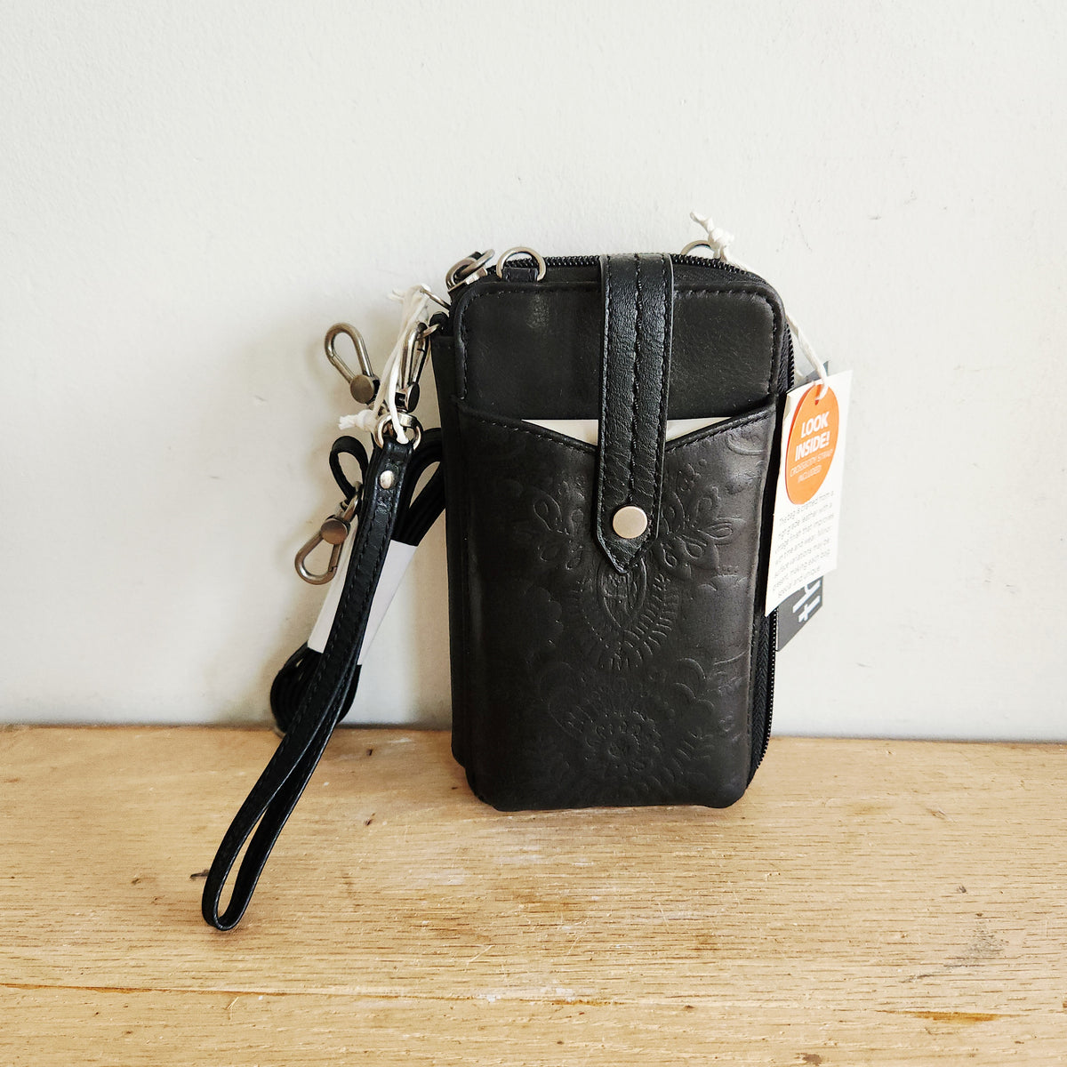 The Sak Vintage Finish Leather Wallet with Crossbody & Wristlet Straps - New