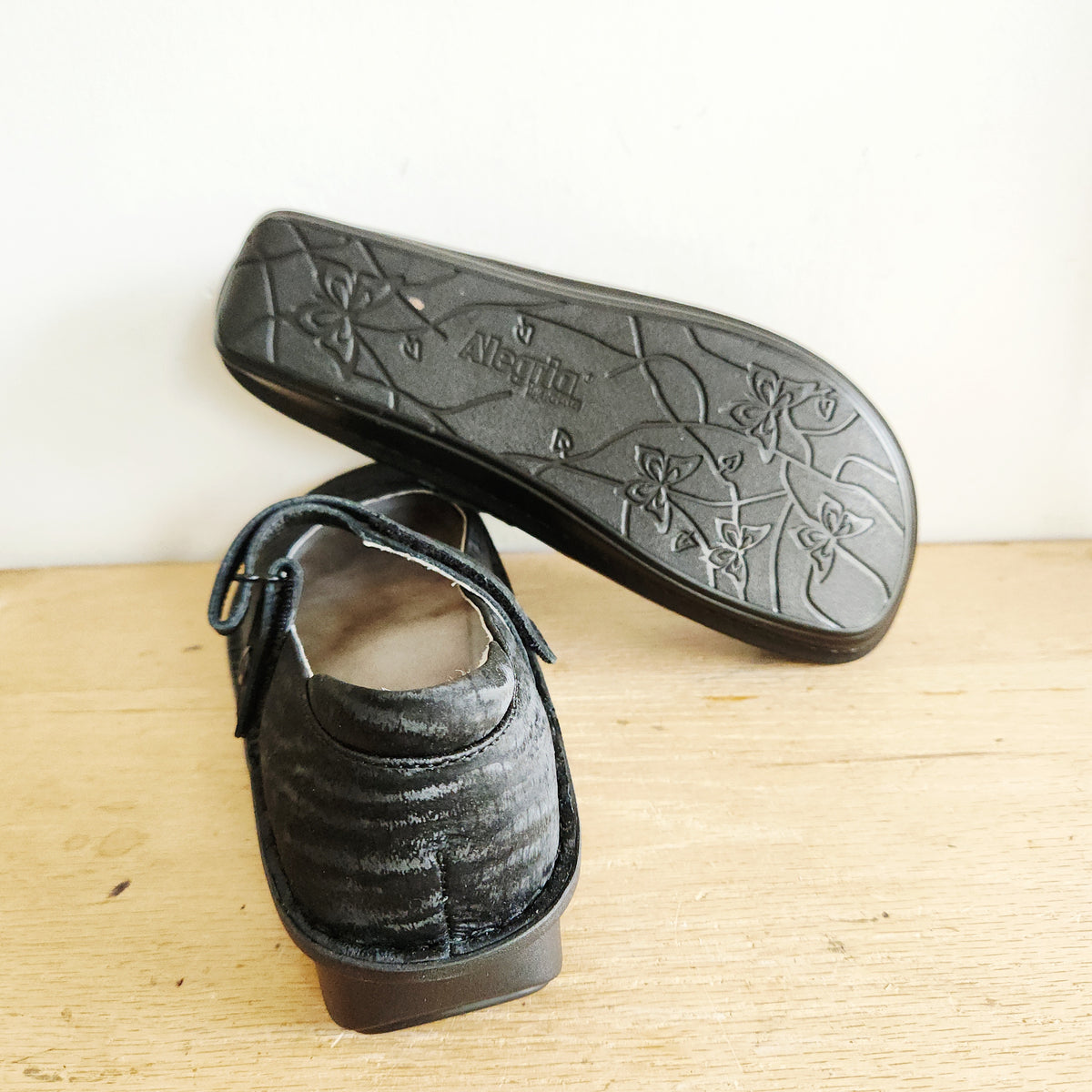 Alegria by PG Lite Mary Janes - size 41
