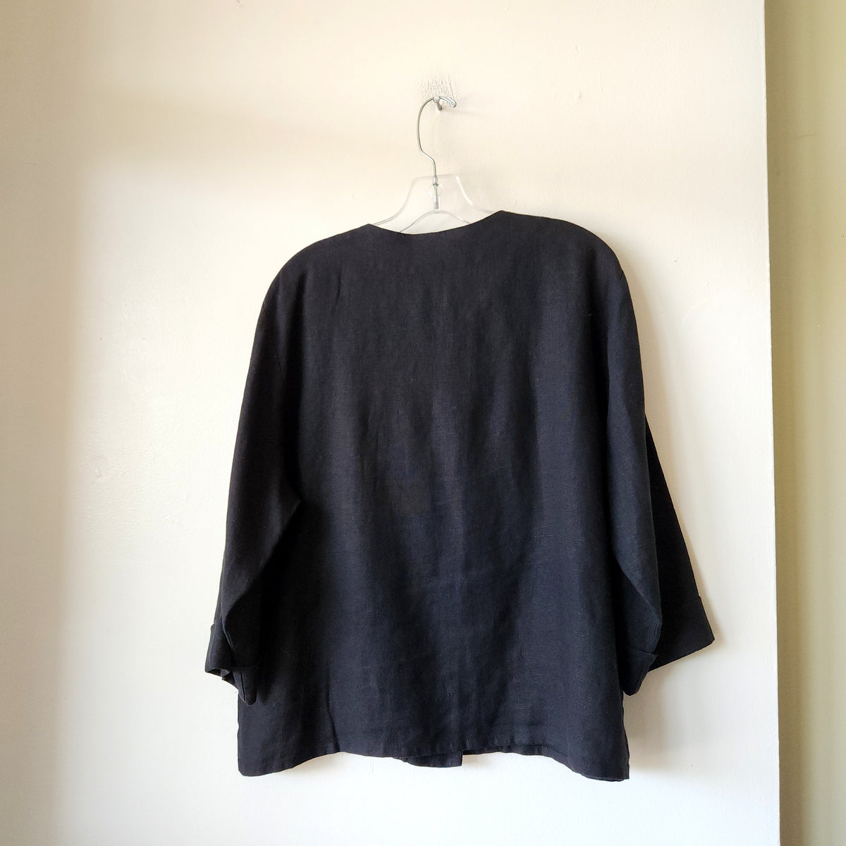 Flax Black Linen Top with Buttons - M