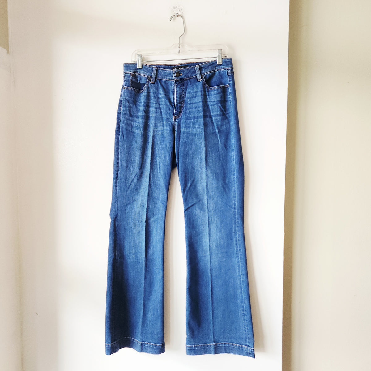 Talbots Flawless Five Pocket Curvy Flare Jeans - size 8