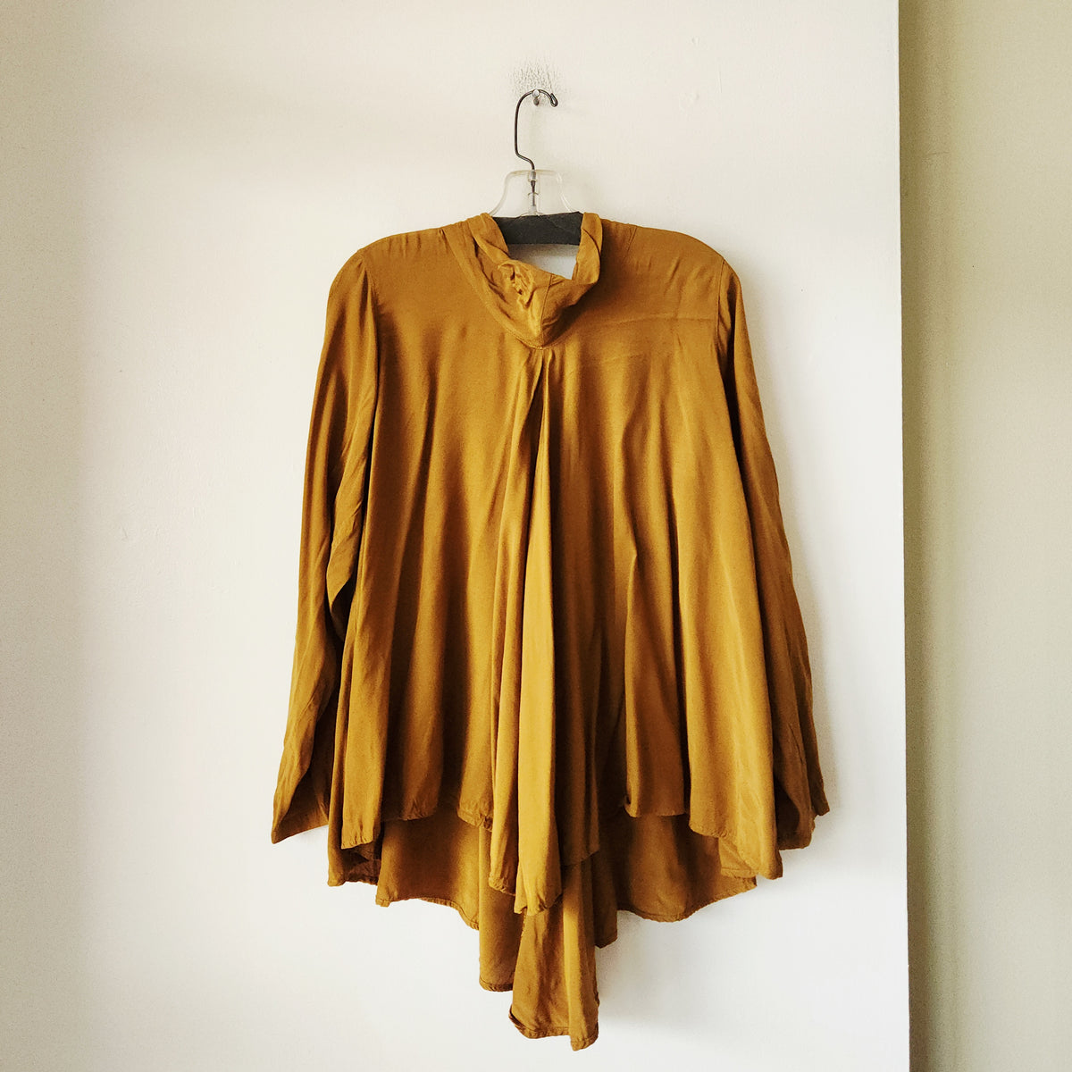 C.M.C. Flowy Top With Neck Tie - L