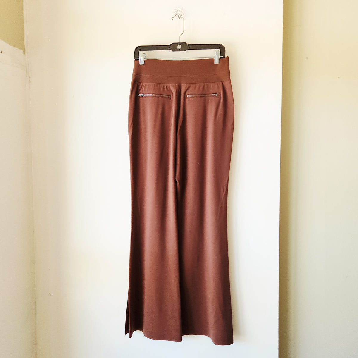 Athleta Pull On Pants with Side Slits at Hem - S